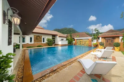 Villa with Huge Private Pool and Tropical Garden Just 10 Minutes Walk to Kamala Beach – 사진 5